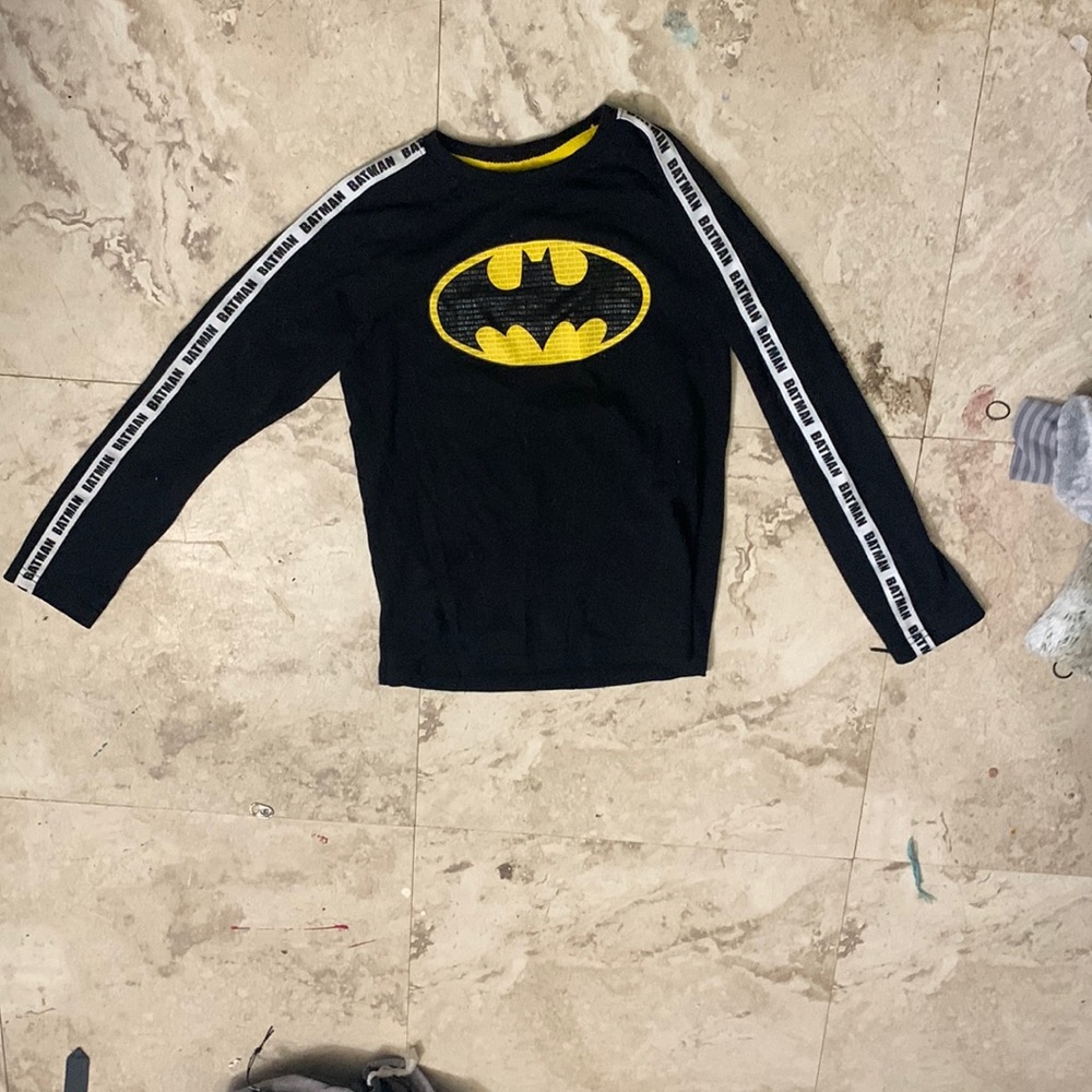 Batman shirt for kids size is 10 and 12